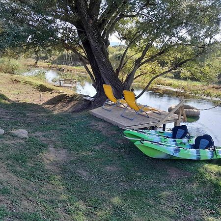 Glamping House Two Rivers Ljubuski Bagian luar foto
