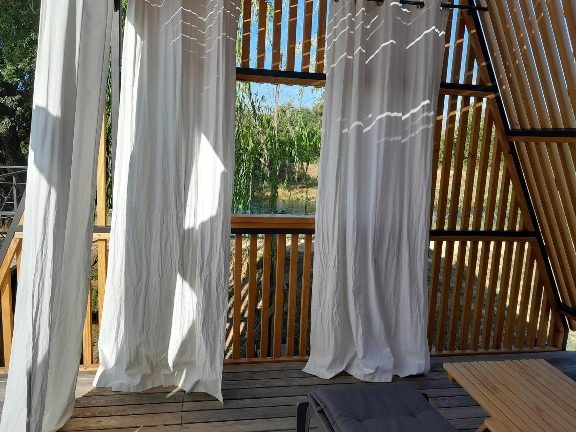 Glamping House Two Rivers Ljubuski Bagian luar foto