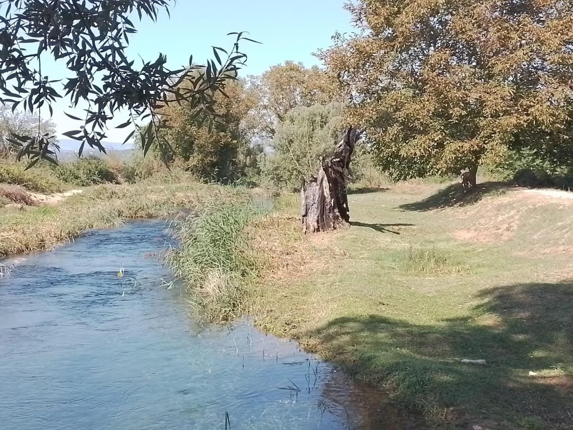 Glamping House Two Rivers Ljubuski Bagian luar foto