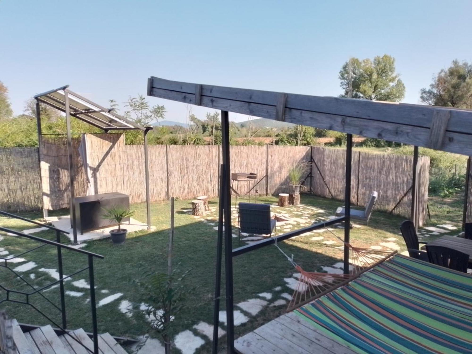 Glamping House Two Rivers Ljubuski Bagian luar foto